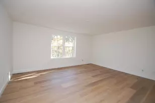 21A Griffin Rd, Hudson, NH 03051 - Photo 6