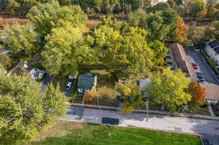 19 Atherton Ave, Nashua, NH 03064 - Photo 8