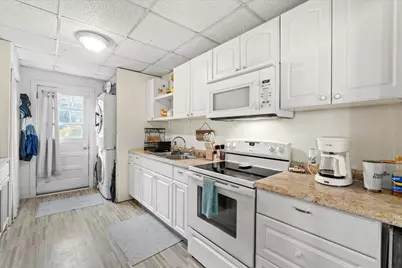 73 W Main Street, Hillsboro, NH 03244 - Photo 36