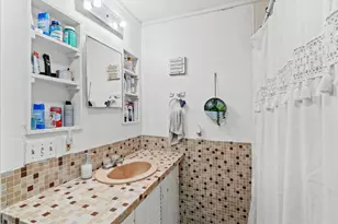 73 W Main St, Hillsboro, NH 03244 - Photo 48