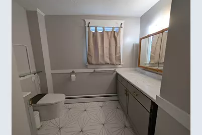 52 Mammoth Road, Manchester, NH 03109 - Photo 12