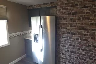 116 Roysan St, Manchester, NH 03103 - Photo 8