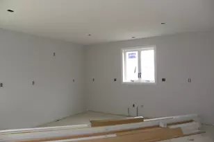 304 Karatzas Avenue, Manchester, NH 03104 - Photo 4