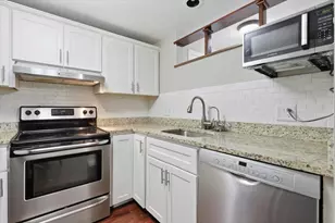 25 Cortez Dr, Nashua, NH 03062 - Photo 4