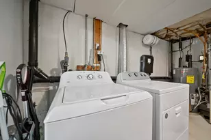 69 Bayberry Ln, Londonderry, NH 03053 - Photo 36