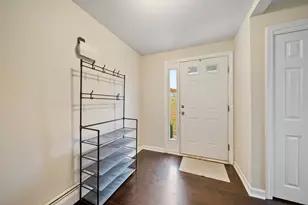 69 Bayberry Ln, Londonderry, NH 03053 - Photo 4