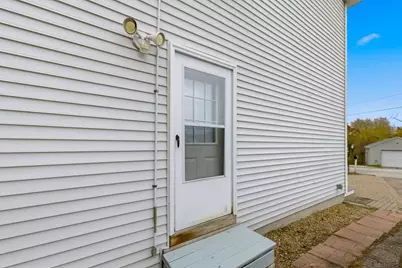 121 Peabody Avenue, Manchester, NH 03109 - Photo 38