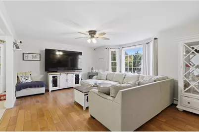 121 Peabody Avenue, Manchester, NH 03109 - Photo 4