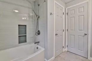 16 Evergreen Dr, Hudson, NH 03051 - Photo 30