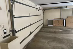 19 Bartlett Ave, Nashua, NH 03064 - Photo 34