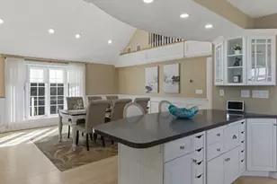 276 N Amherst Rd, Bedford, NH 03110 - Photo 16