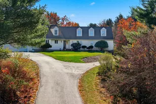 276 N Amherst Rd, Bedford, NH 03110 - Photo 2