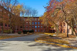 335 Cypress St, Manchester, NH 03103 - Photo 16