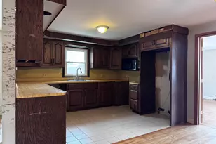 306 Turnpike Rd, New Ipswich, NH 03071 - Photo 2