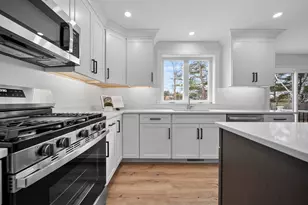 60 Geneva St, Manchester, NH 03102 - Photo 6