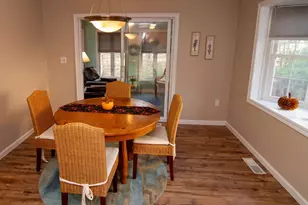 20 Locksley Ln, Raymond, NH 03077 - Photo 12