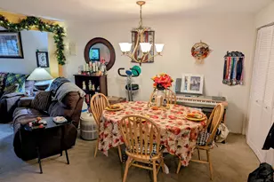 312 Abbott Farm Ln, Hudson, NH 03051 - Photo 8