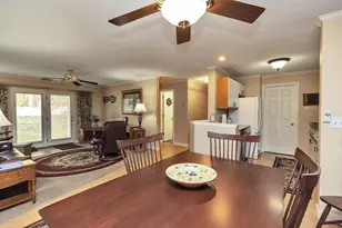 39B Windsor Ct, Keene, NH 03431 - Photo 12