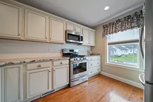 50 Sagewood Dr, Pelham, NH 03076 - Photo 6