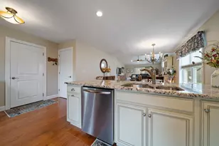 50 Sagewood Dr, Pelham, NH 03076 - Photo 8