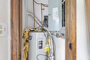 128 Roberts Hill Rd, Claremont, NH 03743 - Photo 12