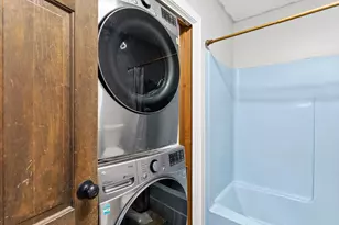 128 Roberts Hill Rd, Claremont, NH 03743 - Photo 20