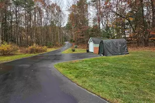 40 Strafford Ln, Bedford, NH 03110 - Photo 36