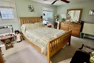 69 Oakridge Dr, Londonderry, NH 03053 - Photo 10