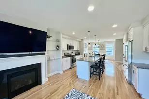 35 Lenox Dr, Dover, NH 03820 - Photo 8