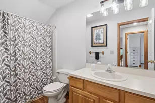 13 Woodsview Ln, Lincoln, NH 03251 - Photo 22