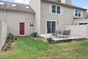 28 B Stonehouse Ln, Keene, NH 03431 - Photo 20