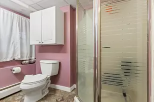 8 Iroquois Cir, Londonderry, NH 03053 - Photo 28