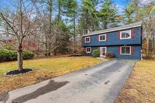 8 Iroquois Cir, Londonderry, NH 03053 - Photo 2