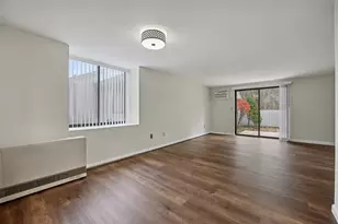 11 Essex Green Ct, Merrimack, NH 03054 - Photo 8