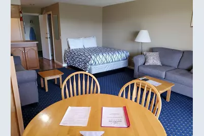 337 S Main Street #Interval week 4 January 26-February 2 Unit V05, Wolfeboro, NH 03894 - Photo 4