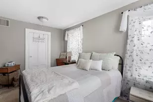 16 Larch St, Goffstown, NH 03102 - Photo 12