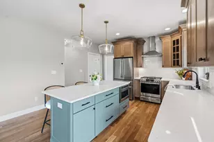 52 Daniel Rd, Derry, NH 03038 - Photo 8