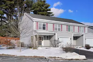 31 Rosanna Dr, Dover, NH 03820 - Photo 2