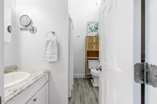 15 Woodworth Ave, Portsmouth, NH 03801 - Photo 22