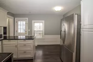 10 Auburn Rd, Londonderry, NH 03053 - Photo 12