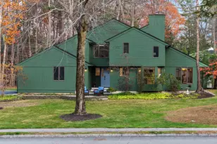 45 F W Hartford Dr, Portsmouth, NH 03801 - Photo 2