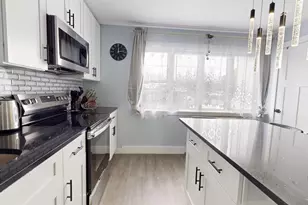 78 Main St, Lincoln, NH 03251 - Photo 4