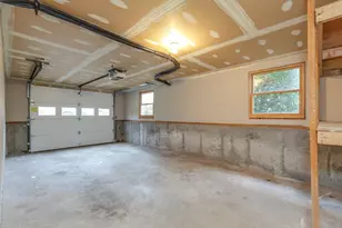 380 Woodcrest Ct, Manchester, NH 03109 - Photo 44