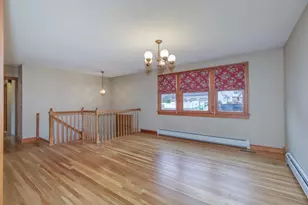 380 Woodcrest Ct, Manchester, NH 03109 - Photo 6