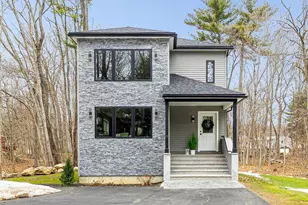 9 Trues Pkwy, Sandown, NH 03873 - Photo 1
