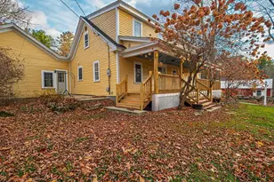 17 Waumbeck Rd, Wolfeboro, NH 03894 - Photo 4
