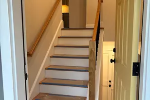 15 Bartlett St, Epping, NH 03042 - Photo 8