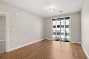 99 Foundry Pl, Portsmouth, NH 03801 - Photo 2