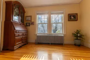 93 Myrtle St, Claremont, NH 03743 - Photo 12