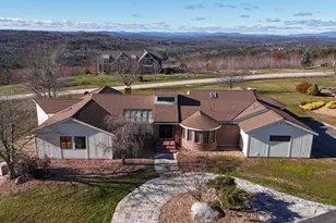 43 Sterling Pl, Bow, NH 03044 - Photo 1